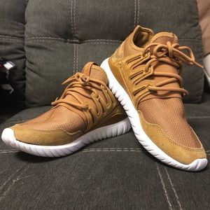 Adidas Tubular Radial